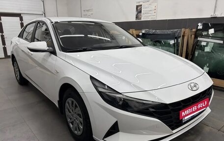 Hyundai Elantra, 2022 год, 1 900 000 рублей, 3 фотография