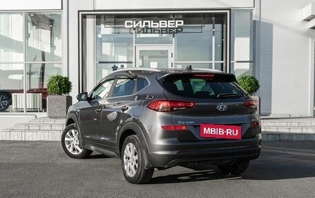 Hyundai Tucson III, 2019 год, 2 400 000 рублей, 6 фотография