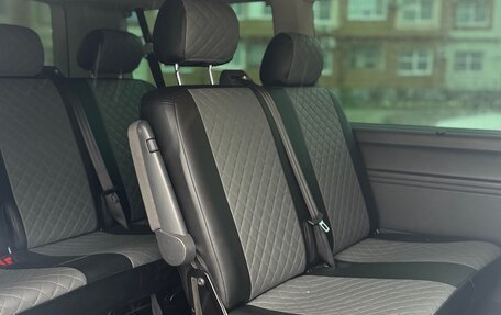 Volkswagen Caravelle T5, 2014 год, 2 200 000 рублей, 9 фотография