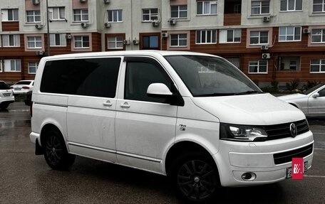 Volkswagen Caravelle T5, 2014 год, 2 200 000 рублей, 3 фотография