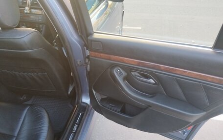 BMW 5 серия, 2002 год, 675 000 рублей, 13 фотография