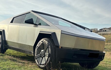 Tesla Cybertruck, 2024 год, 14 200 000 рублей, 4 фотография