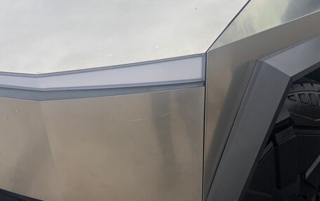 Tesla Cybertruck, 2024 год, 14 200 000 рублей, 9 фотография