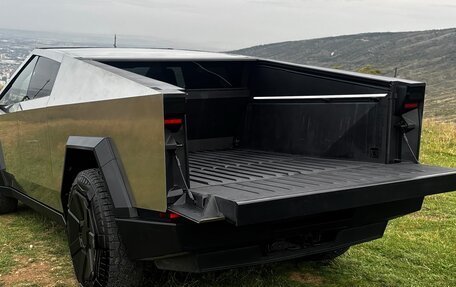 Tesla Cybertruck, 2024 год, 14 200 000 рублей, 15 фотография