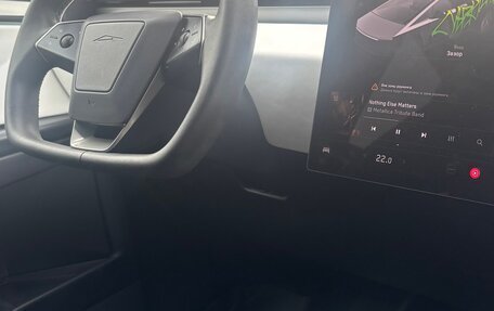 Tesla Cybertruck, 2024 год, 14 200 000 рублей, 18 фотография