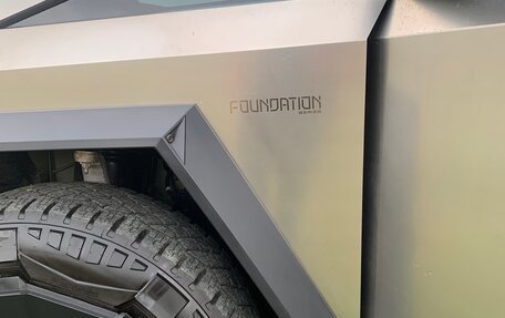 Tesla Cybertruck, 2024 год, 14 200 000 рублей, 24 фотография