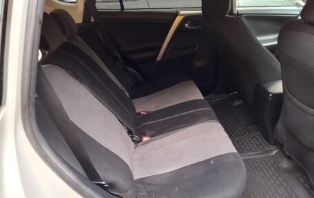 Toyota RAV4, 2014 год, 2 200 000 рублей, 9 фотография