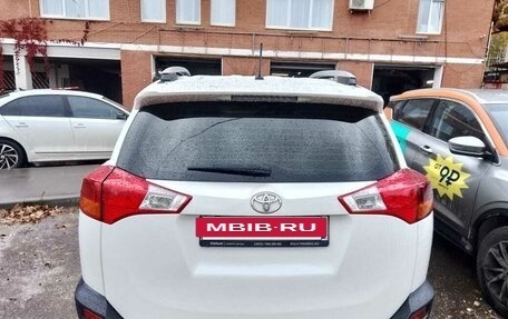 Toyota RAV4, 2014 год, 2 200 000 рублей, 4 фотография