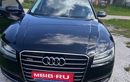 Audi A8, 2014 год, 2 375 000 рублей, 3 фотография