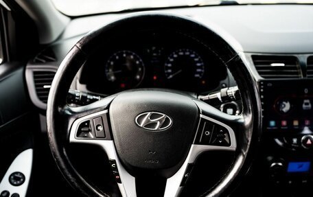 Hyundai Solaris II рестайлинг, 2012 год, 890 000 рублей, 9 фотография