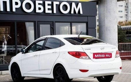 Hyundai Solaris II рестайлинг, 2012 год, 890 000 рублей, 6 фотография