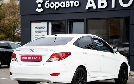 Hyundai Solaris II рестайлинг, 2012 год, 890 000 рублей, 4 фотография