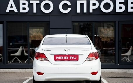 Hyundai Solaris II рестайлинг, 2012 год, 890 000 рублей, 5 фотография