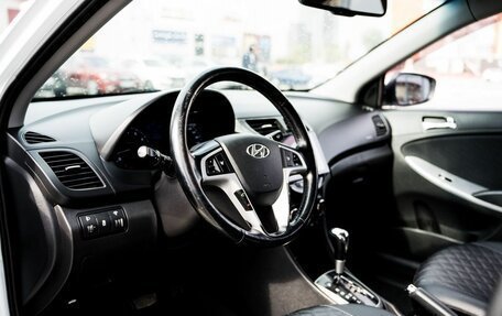Hyundai Solaris II рестайлинг, 2012 год, 890 000 рублей, 21 фотография