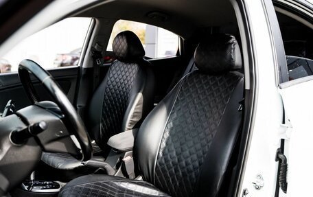Hyundai Solaris II рестайлинг, 2012 год, 890 000 рублей, 22 фотография