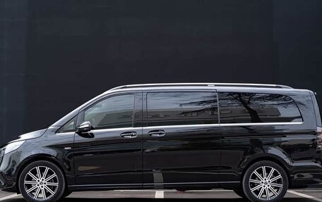 Mercedes-Benz V-Класс, 2024 год, 7 805 404 рублей, 5 фотография