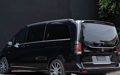 Mercedes-Benz V-Класс, 2024 год, 7 805 404 рублей, 7 фотография