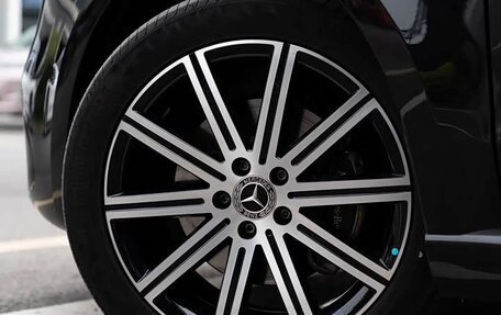 Mercedes-Benz V-Класс, 2024 год, 7 805 404 рублей, 17 фотография