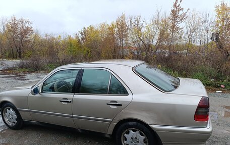 Mercedes-Benz C-Класс, 1999 год, 230 000 рублей, 8 фотография