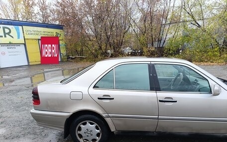 Mercedes-Benz C-Класс, 1999 год, 230 000 рублей, 5 фотография