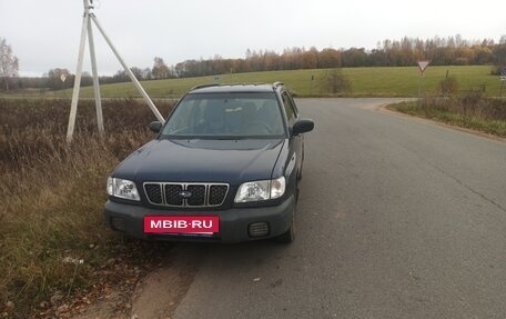 Subaru Forester, 2001 год, 300 000 рублей, 2 фотография