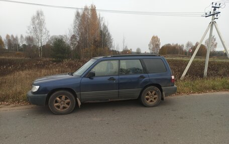 Subaru Forester, 2001 год, 300 000 рублей, 3 фотография