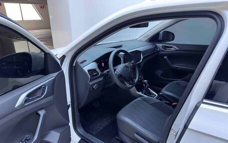 Volkswagen T-Cross I, 2022 год, 1 940 000 рублей, 9 фотография