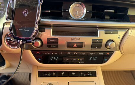 Lexus ES VII, 2013 год, 2 300 000 рублей, 16 фотография