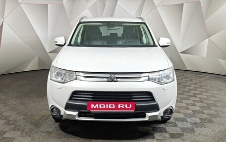 Mitsubishi Outlander III рестайлинг 3, 2014 год, 1 543 000 рублей, 7 фотография
