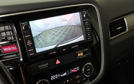 Mitsubishi Outlander III рестайлинг 3, 2014 год, 1 543 000 рублей, 21 фотография