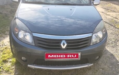 Renault Sandero I, 2013 год, 675 000 рублей, 1 фотография