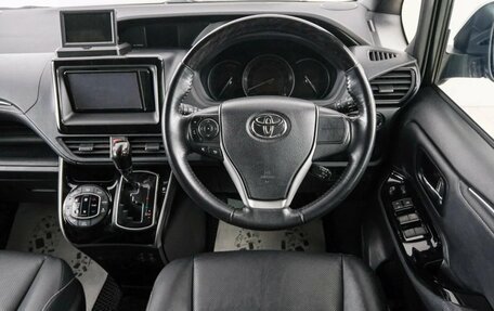 Toyota Esquire I, 2021 год, 3 089 000 рублей, 15 фотография