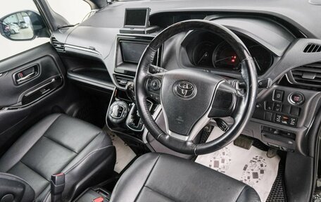 Toyota Esquire I, 2021 год, 3 089 000 рублей, 9 фотография