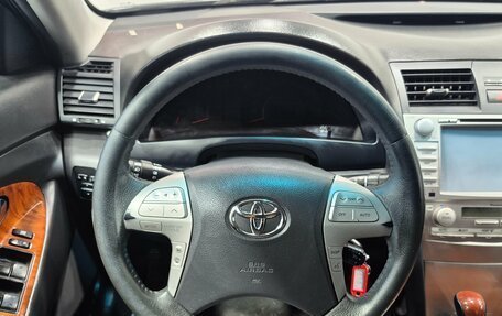 Toyota Camry, 2009 год, 1 260 000 рублей, 10 фотография