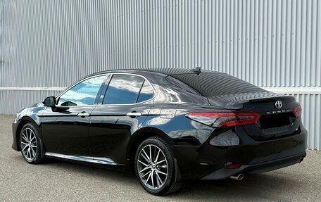 Toyota Camry, 2021 год, 2 960 000 рублей, 3 фотография