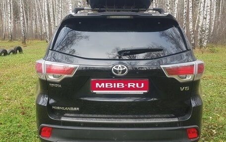 Toyota Highlander III, 2014 год, 2 850 000 рублей, 2 фотография