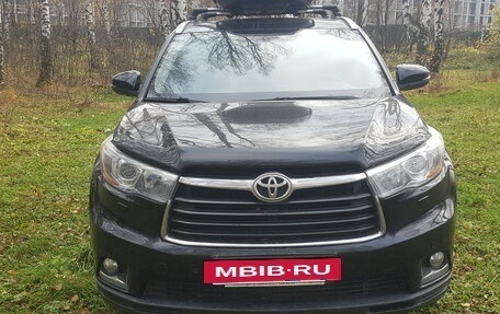 Toyota Highlander III, 2014 год, 2 850 000 рублей, 12 фотография