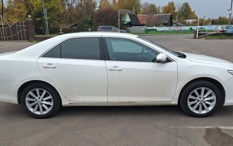 Toyota Camry, 2012 год, 1 350 000 рублей, 4 фотография