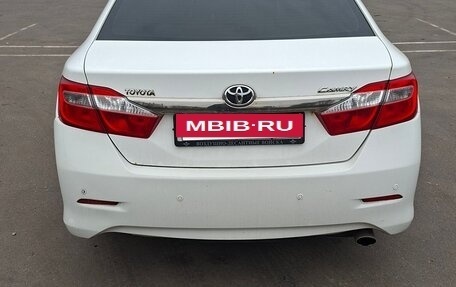 Toyota Camry, 2012 год, 1 350 000 рублей, 6 фотография
