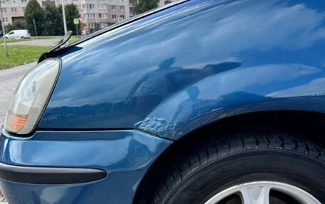 Nissan Almera Tino i, 2001 год, 250 000 рублей, 4 фотография
