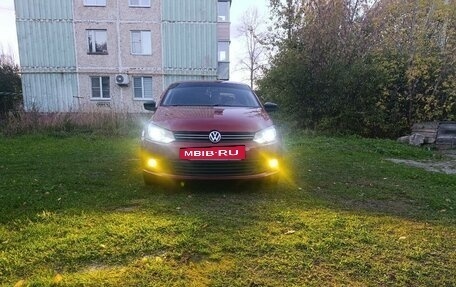 Volkswagen Polo VI (EU Market), 2011 год, 680 000 рублей, 2 фотография