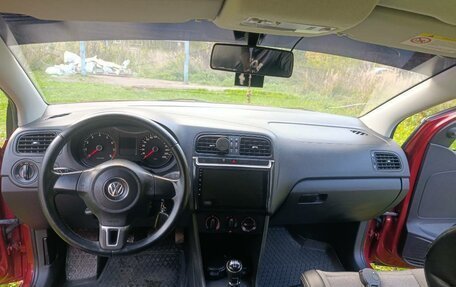 Volkswagen Polo VI (EU Market), 2011 год, 680 000 рублей, 7 фотография