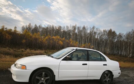Mitsubishi Mirage VI рестайлинг, 2000 год, 280 000 рублей, 4 фотография