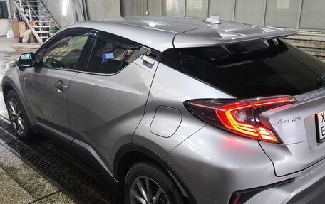 Toyota C-HR I рестайлинг, 2018 год, 1 950 000 рублей, 4 фотография