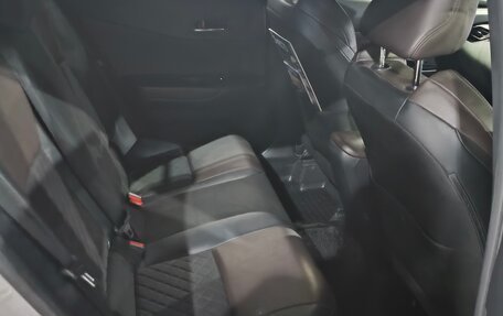 Toyota C-HR I рестайлинг, 2018 год, 1 950 000 рублей, 6 фотография