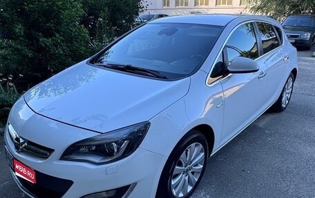 Opel Astra J, 2013 год, 930 000 рублей, 1 фотография