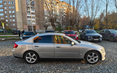 Nissan Skyline, 2002 год, 490 000 рублей, 2 фотография