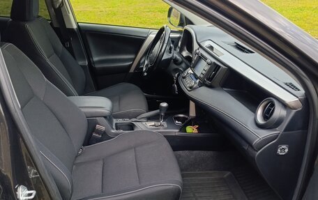 Toyota RAV4, 2015 год, 2 250 000 рублей, 8 фотография
