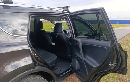 Toyota RAV4, 2015 год, 2 250 000 рублей, 9 фотография