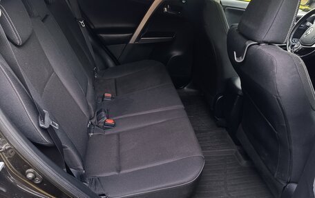 Toyota RAV4, 2015 год, 2 250 000 рублей, 11 фотография